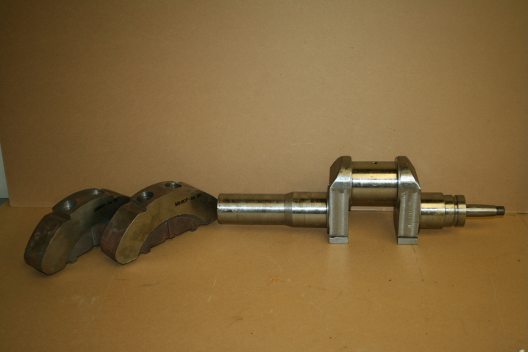 Crankshaft and counter weights 7.5x7.5x6x5 Worthington Unused