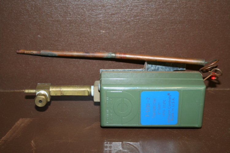 Temperature transmitter Pneumatic T-5210-2 Johnson Controls Unused