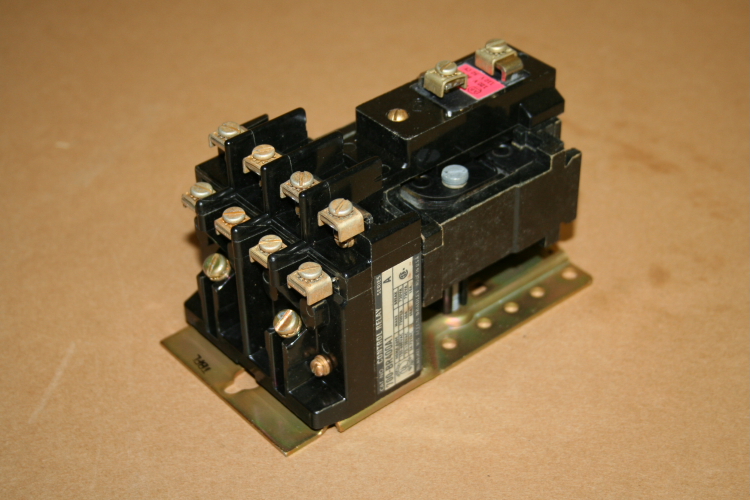 Control relay, 60A, 4P, 600V, 700-BR400A1 Series A Allen Bradley