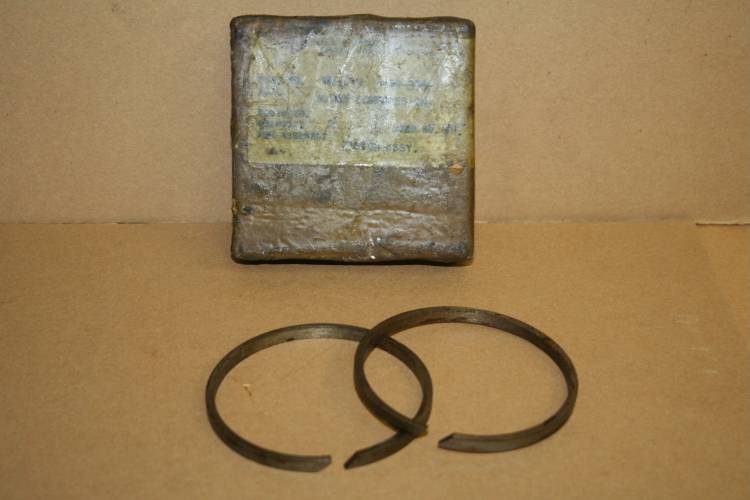 Compression rings W2-619 Cleveland Diesel Unused box of 2