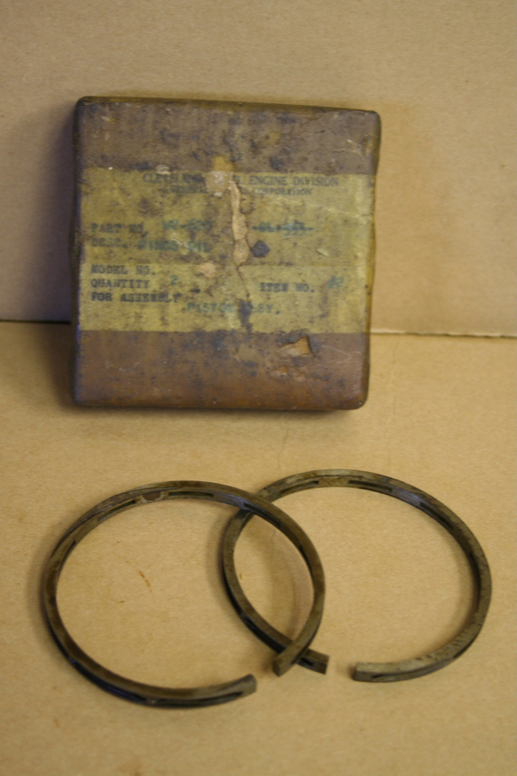 Oil ring W2 620 Cleveland Diesel box of two unused