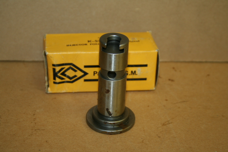 Injector follower and guide, 5228139 Detroit Diesel Unused