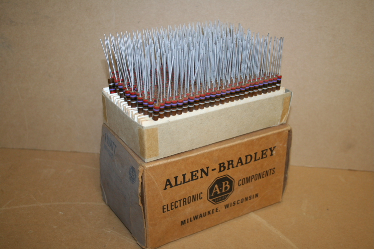 Resistors 27 ohm 1 W GB 2701 RC32GF270K Allen Bradley Lot of 494