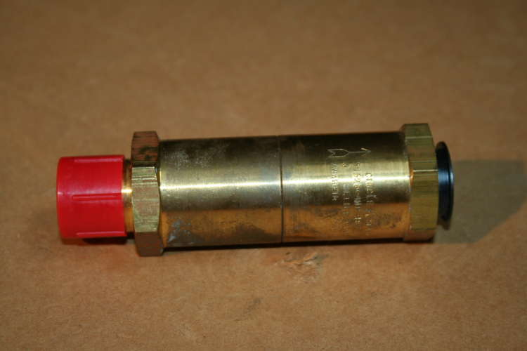 Pressure relief valve 185psi 1/2 inch Inline 5159B-4MP-185 Circle Seal Unused