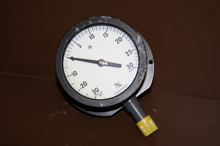 Pressure gauge 30 inHG to 0-30 psi, 4.5