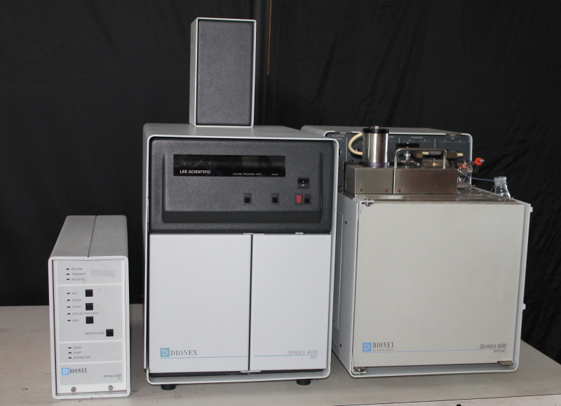 Gas chromatograph, HPLC, SFC/GC Oven, SFC Pump, ACI, System 600 Dionex 