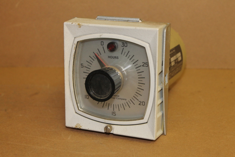 Industrial timer, GP-2 30 hour,10A, 120/250V, ITC