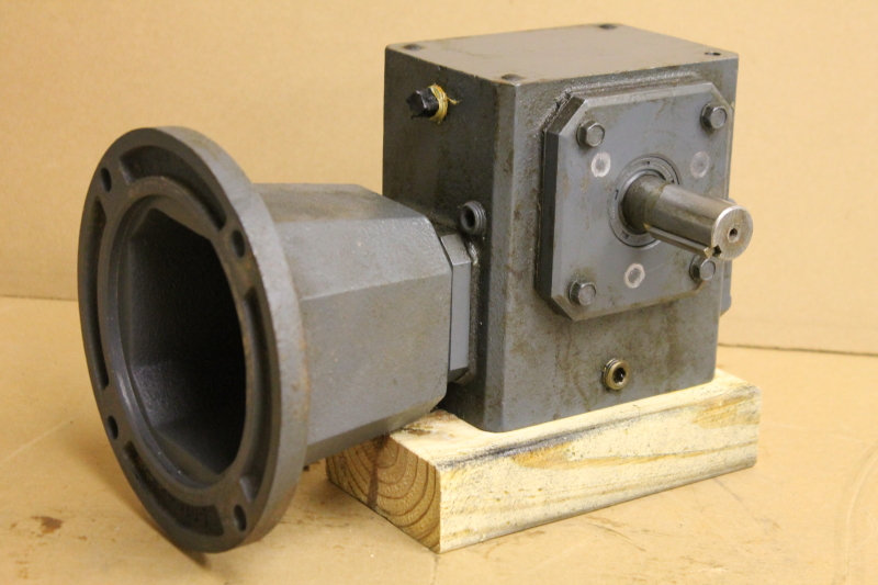 Gear reducer , Right angle, 58 RPM out @ 1750 RPM in, 30:1, 175WB2A, Falk TESTED