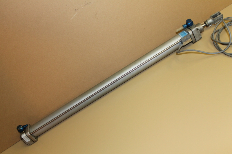 Pneumatic cylinder Double acting 40mm bore 600mm stroke DN40-600-PPVA Festo