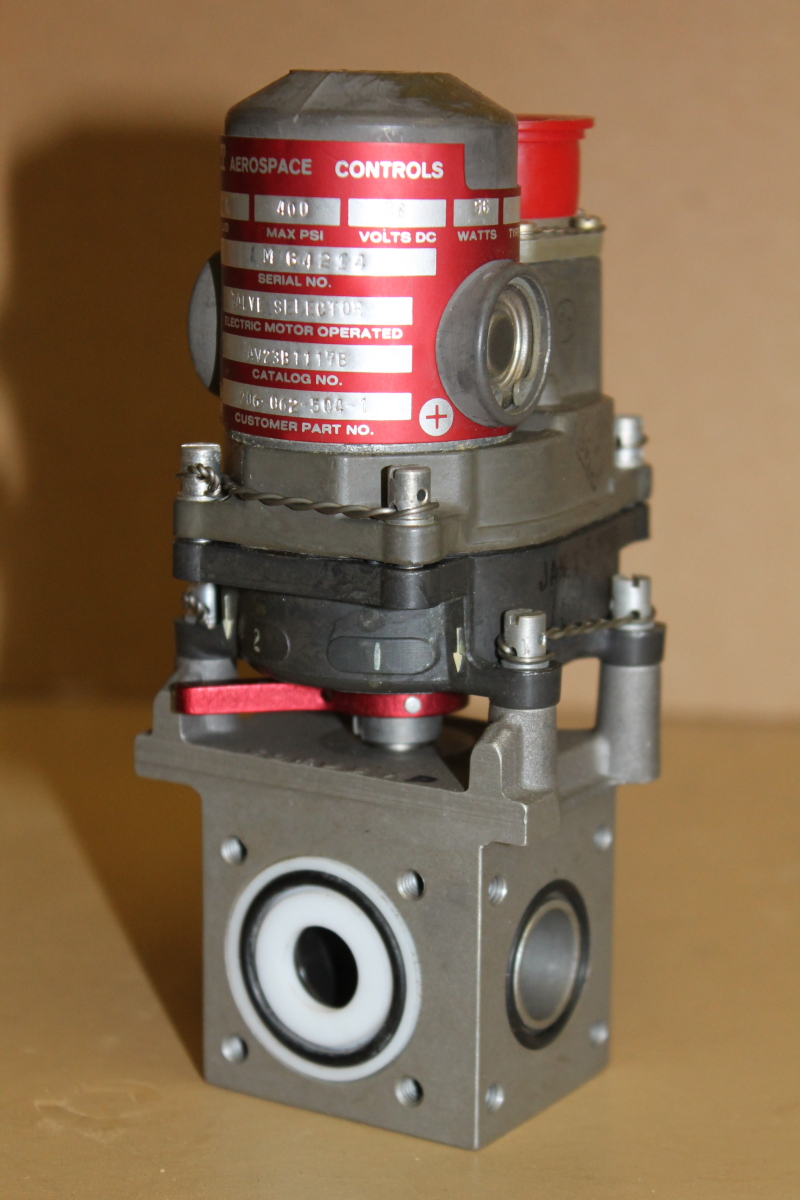 Selector valve, Oil, 400psi 28VDC, 5/8