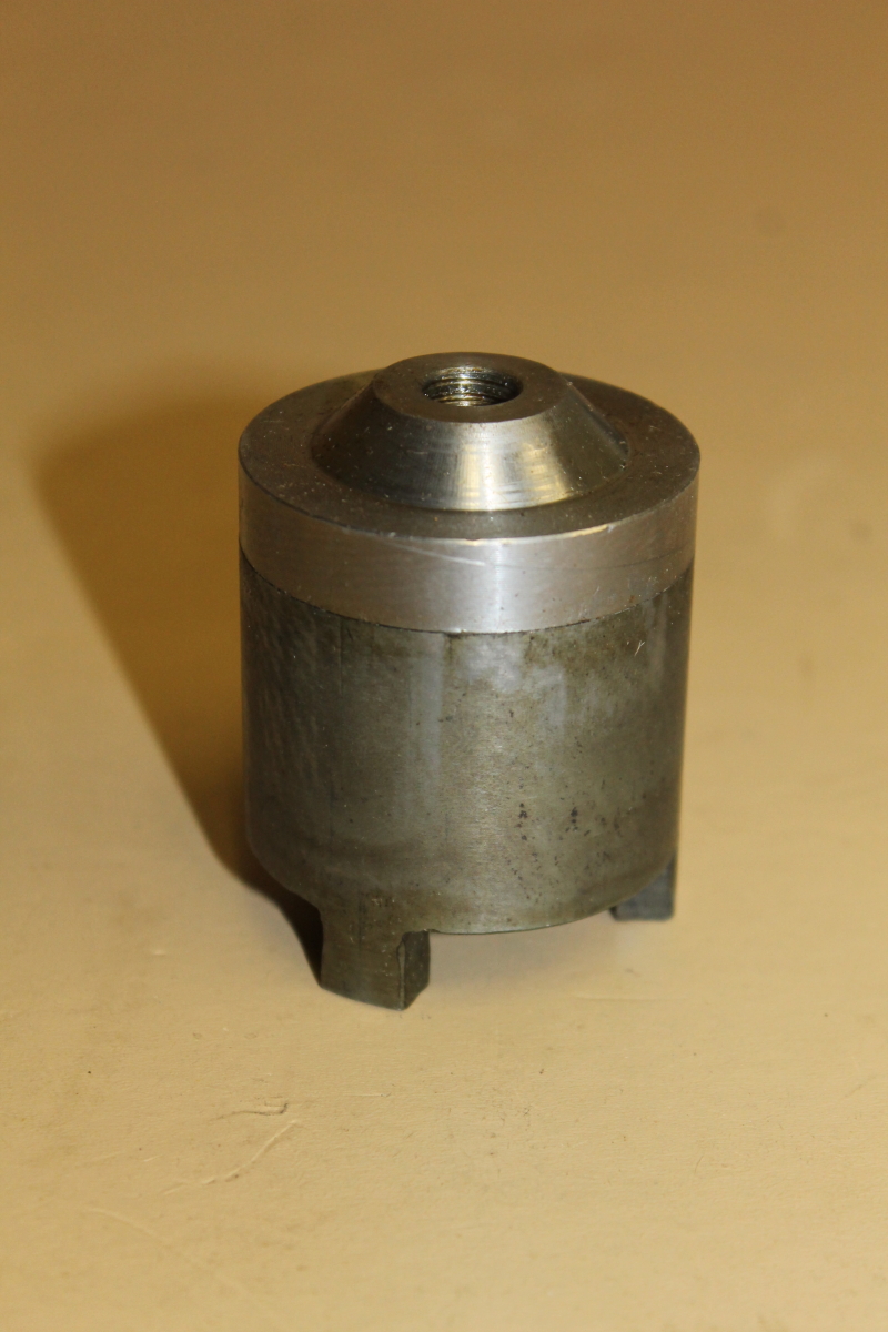 Discharge valve retainer, 1-16225, Chicago Pneumatic Tool