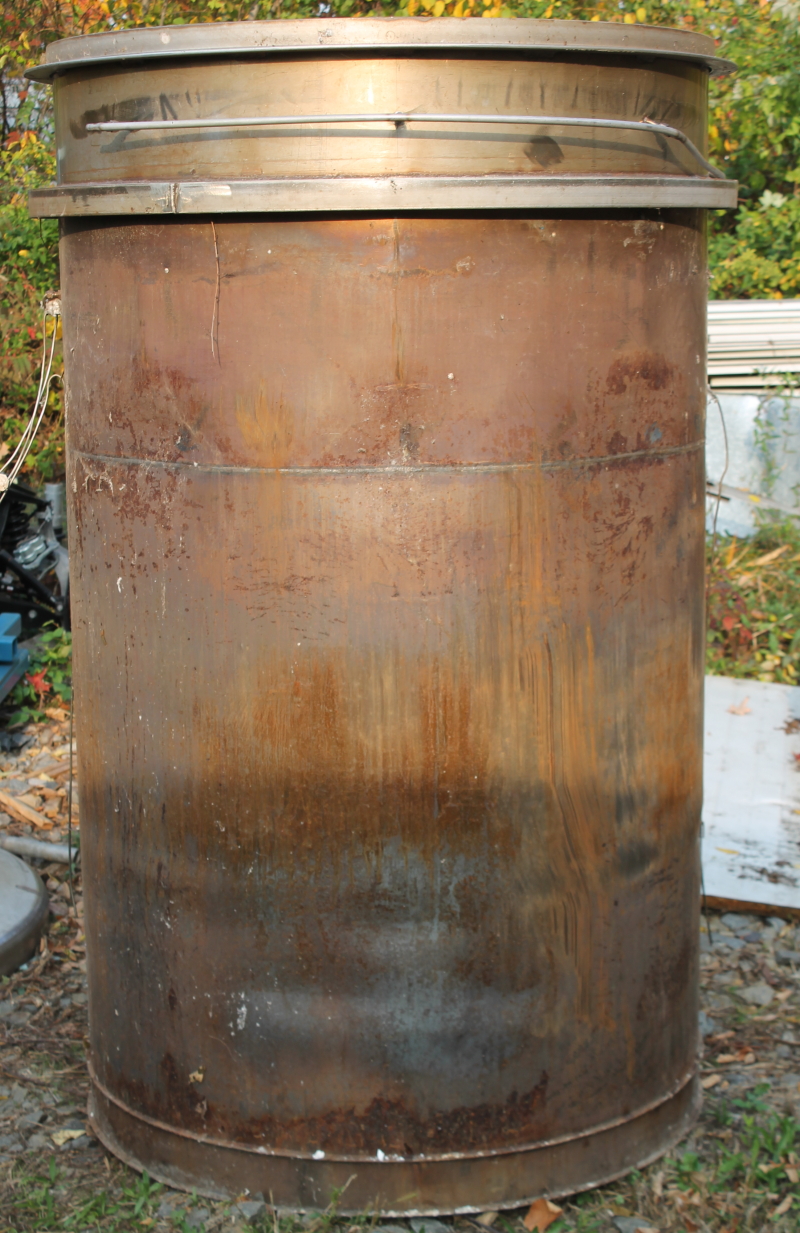 Stainless steel tank, Cylindrical vertical, 600 gal, 48