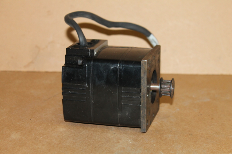 Torque motor, 25 oz/in, 1800 RPM, 115 VAC, 5625, 30R2FECI Bodine