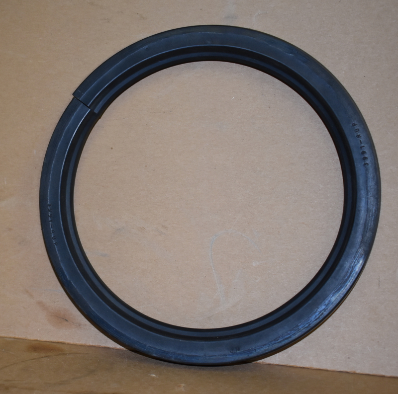 Oil seal, for 473-RS Raymond bowl mill 473-RS, MP-8800, 3991 RUP Unused