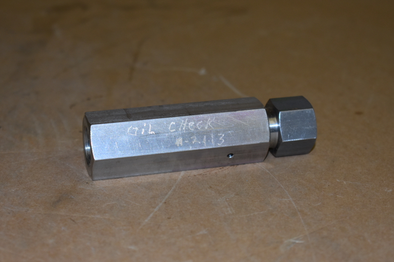 Oil check valve, A-2113, Fluitron, Unused