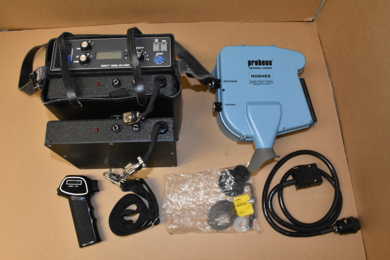 Hughes Probeye Thermal Image Viewer, Model 699, Uncooled, w/ Accessories & Case