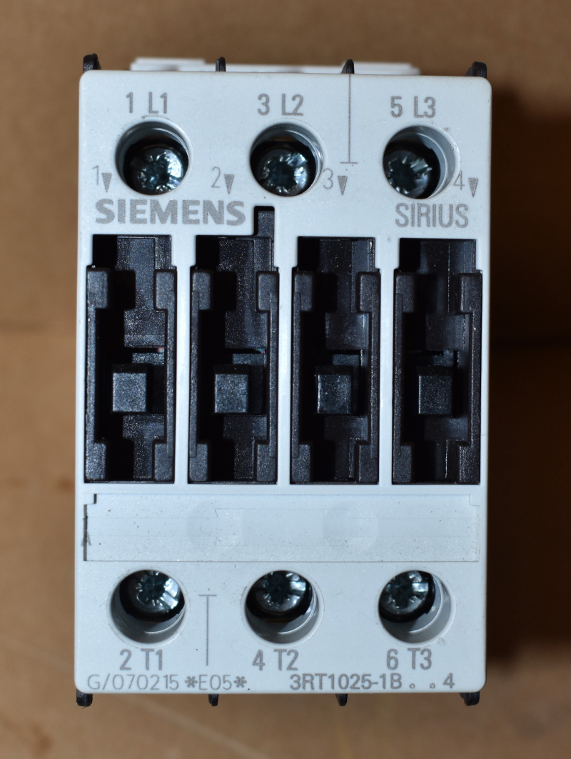 Siemens ,Sirus, motor starter contactor, 3RT10251-BE84