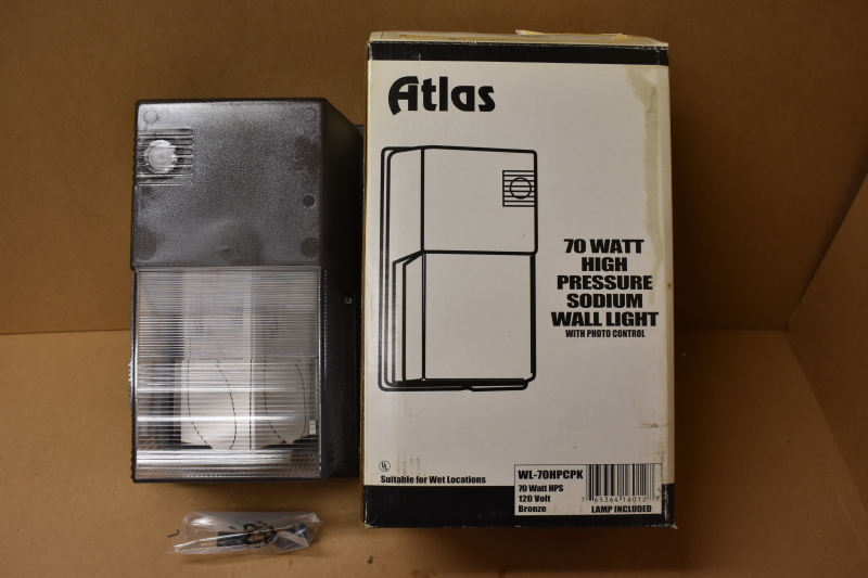 Atlas, WL-70HPCPK , 70 watt, 120vac, bronze wall light w/bulb