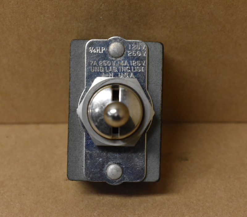 UND. LAB Inc. toggle switch, 3/4 HP, 7A 250V/14A 125V , 3 position maintained.