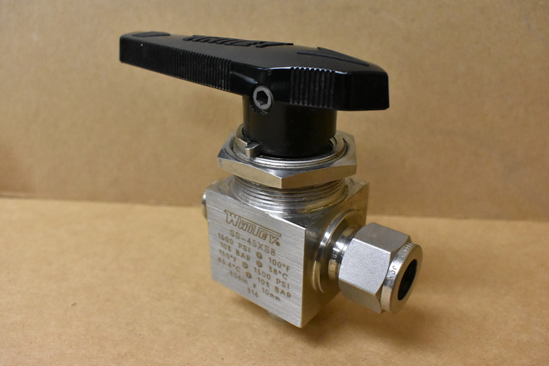 Whitey / Swagelok  SS-45XS8, 1 Piece, 3-way, ball valve, 1/2