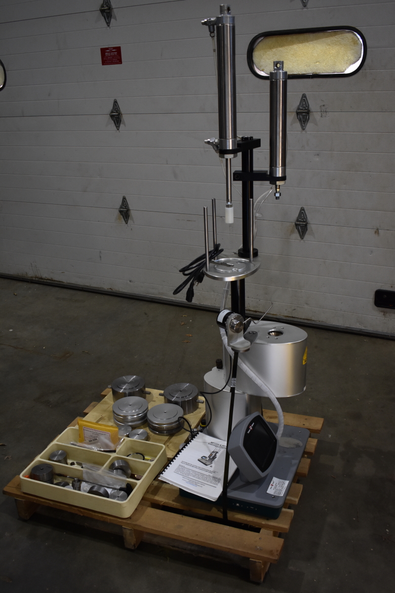 Extrusion plastometer melt indexer Tinius Olsen MP1200M with accessories