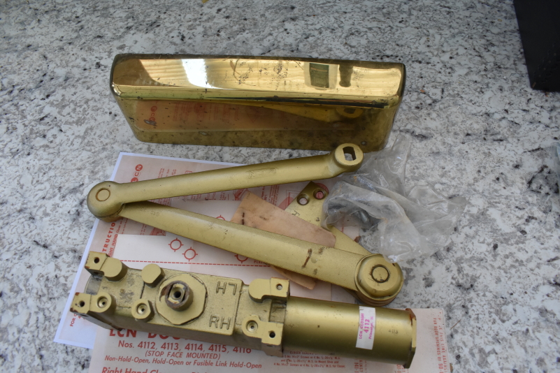 LCN door closure Right Hand 4114 brass NOS